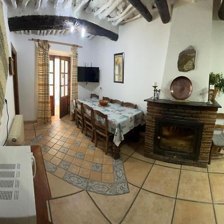 Apartamentos Y Casas Rurales Las Terrazas De La Alpujarra บูบิยอน ภายนอก รูปภาพ
