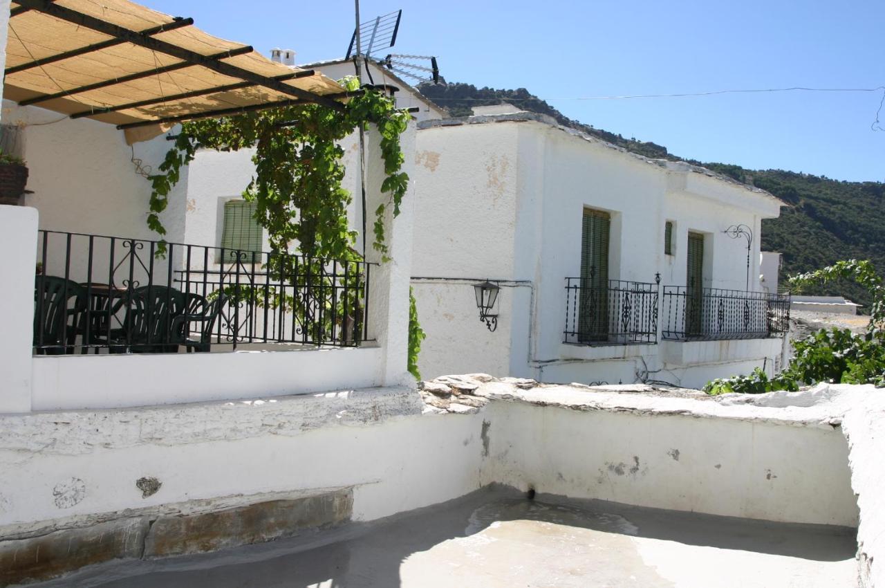 Apartamentos Y Casas Rurales Las Terrazas De La Alpujarra บูบิยอน ภายนอก รูปภาพ