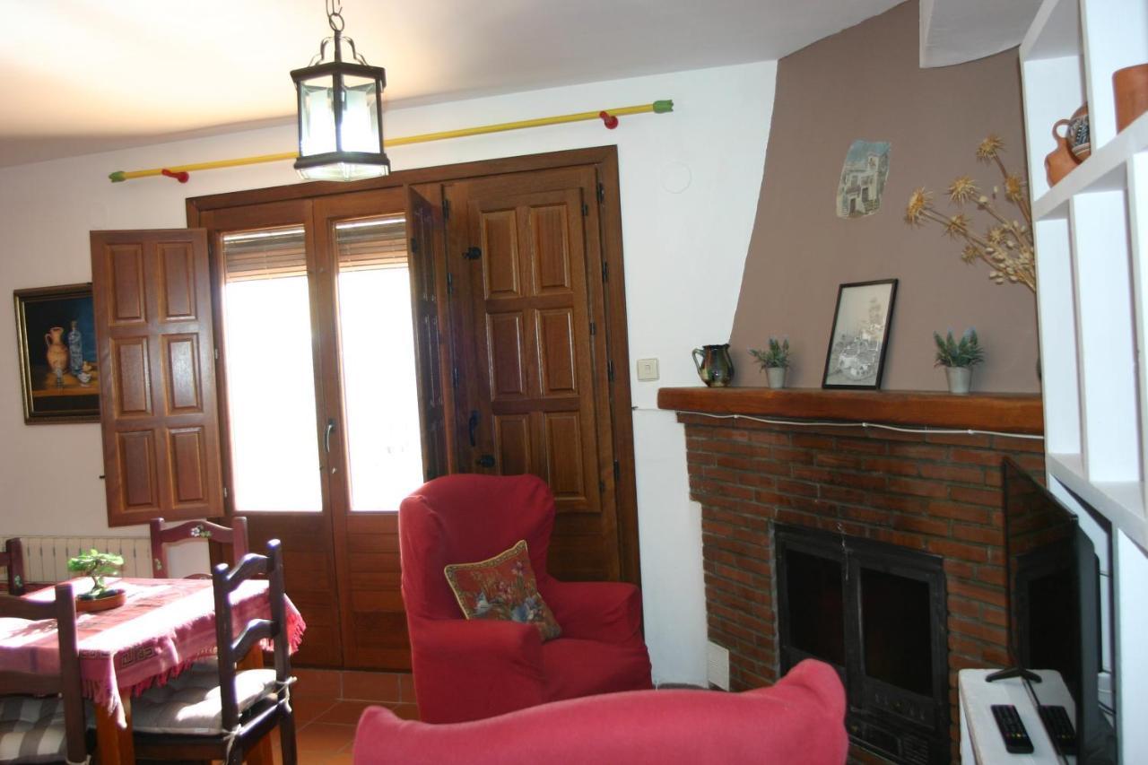 Apartamentos Y Casas Rurales Las Terrazas De La Alpujarra บูบิยอน ภายนอก รูปภาพ