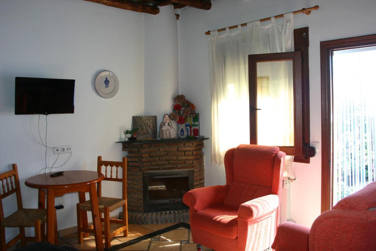 Apartamentos Y Casas Rurales Las Terrazas De La Alpujarra บูบิยอน ภายนอก รูปภาพ
