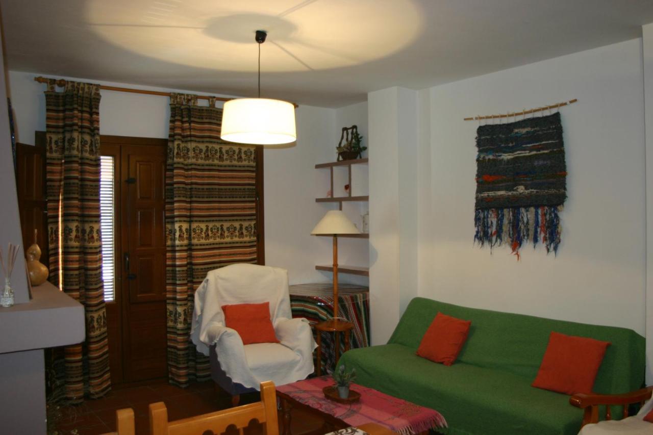 Apartamentos Y Casas Rurales Las Terrazas De La Alpujarra บูบิยอน ภายนอก รูปภาพ