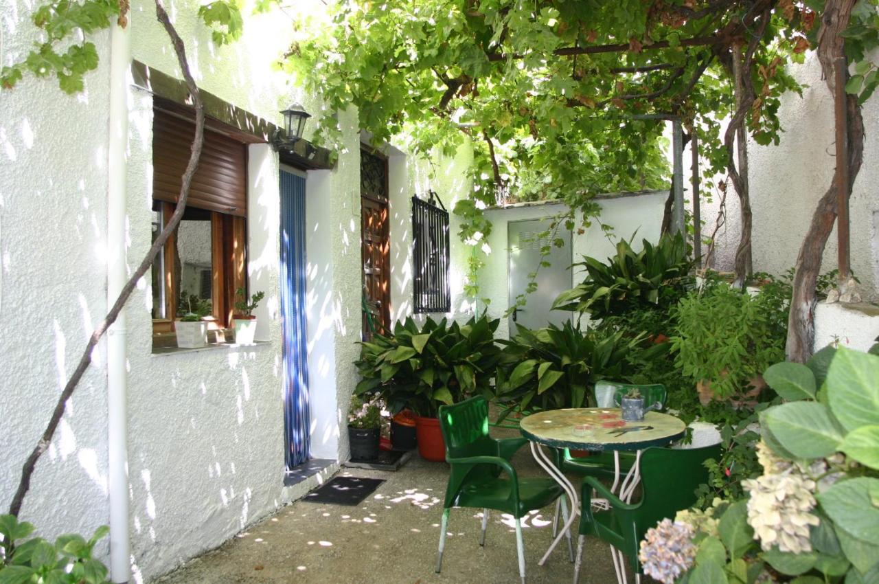 Apartamentos Y Casas Rurales Las Terrazas De La Alpujarra บูบิยอน ภายนอก รูปภาพ