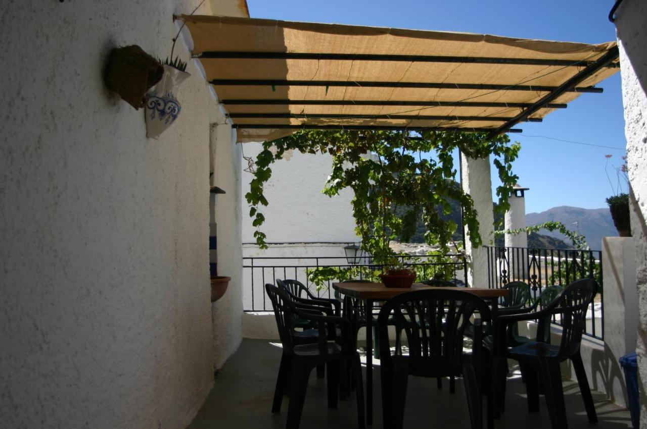 Apartamentos Y Casas Rurales Las Terrazas De La Alpujarra บูบิยอน ภายนอก รูปภาพ