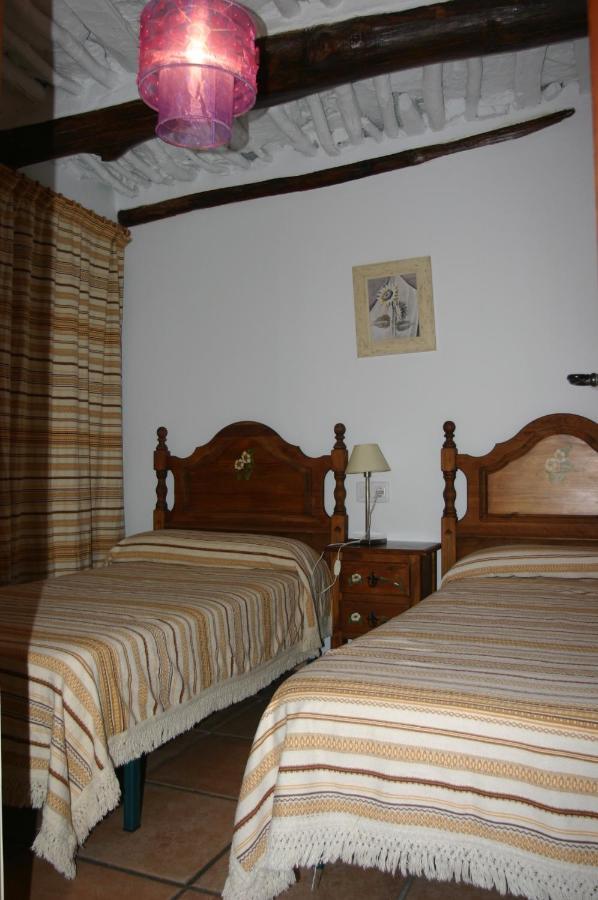 Apartamentos Y Casas Rurales Las Terrazas De La Alpujarra บูบิยอน ภายนอก รูปภาพ
